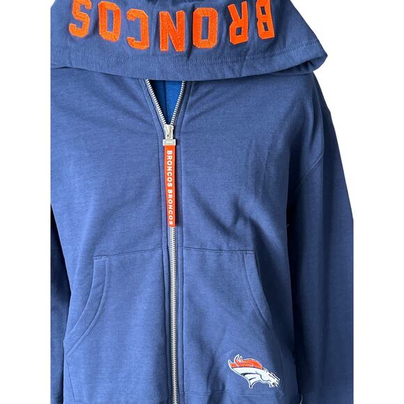 Denver Broncos Women's Size M Embroidered Full Zip Soft Hoodie NFL WEAR Football - Picture 2 of 7